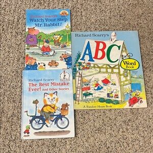 🍀5/$20 Richard Scarry’s ABC word book and others